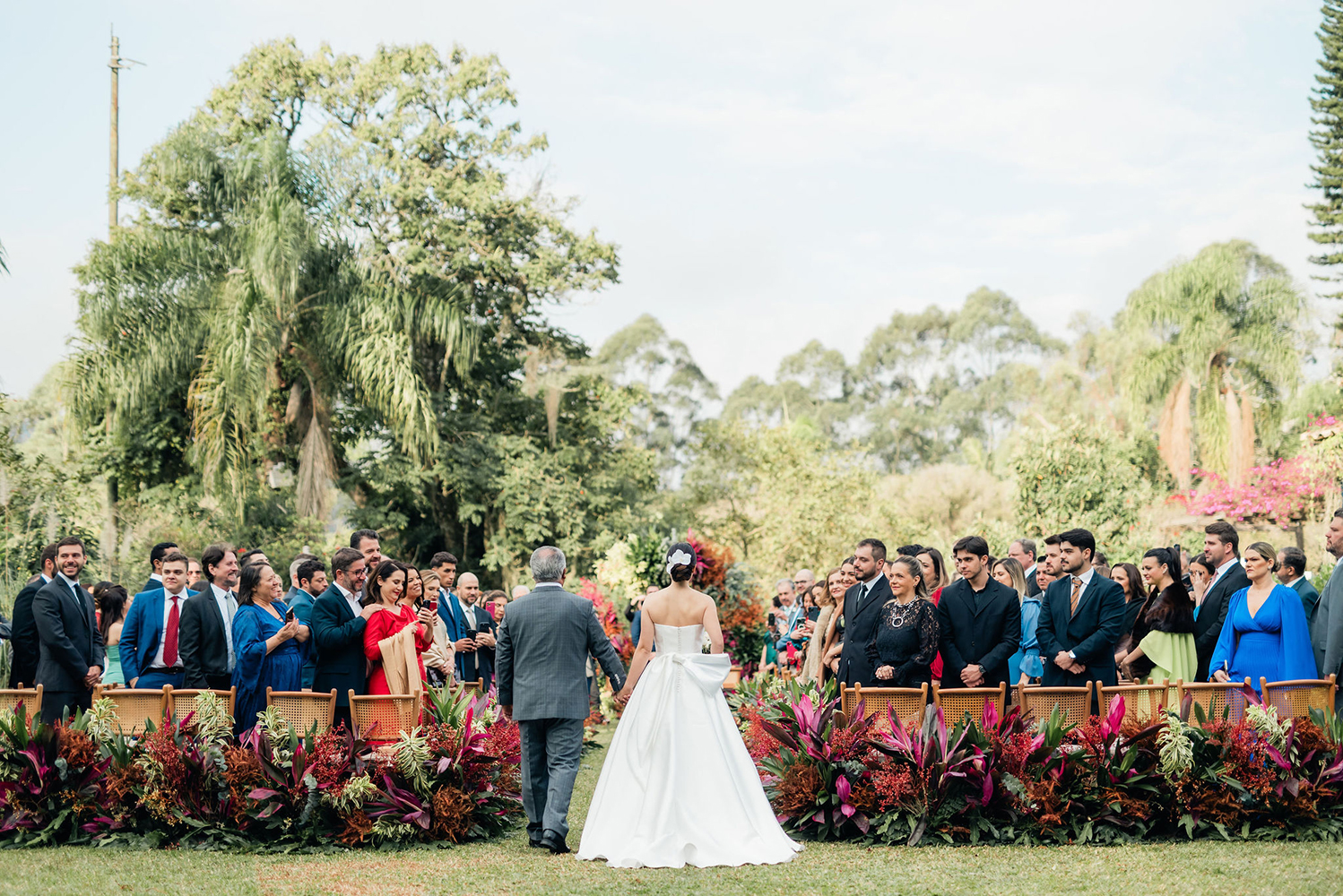 Patricia e Marco | Casamento vibrante na fazenda, por EH Assessoria