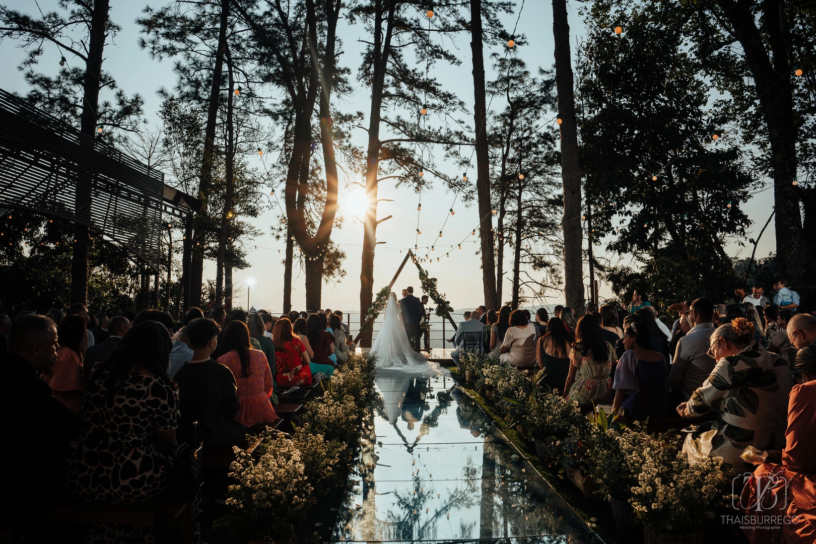 Maiane e Augusto | Casamento ao ar livre com cerimônia ao cair da tarde - Villa Vezzane