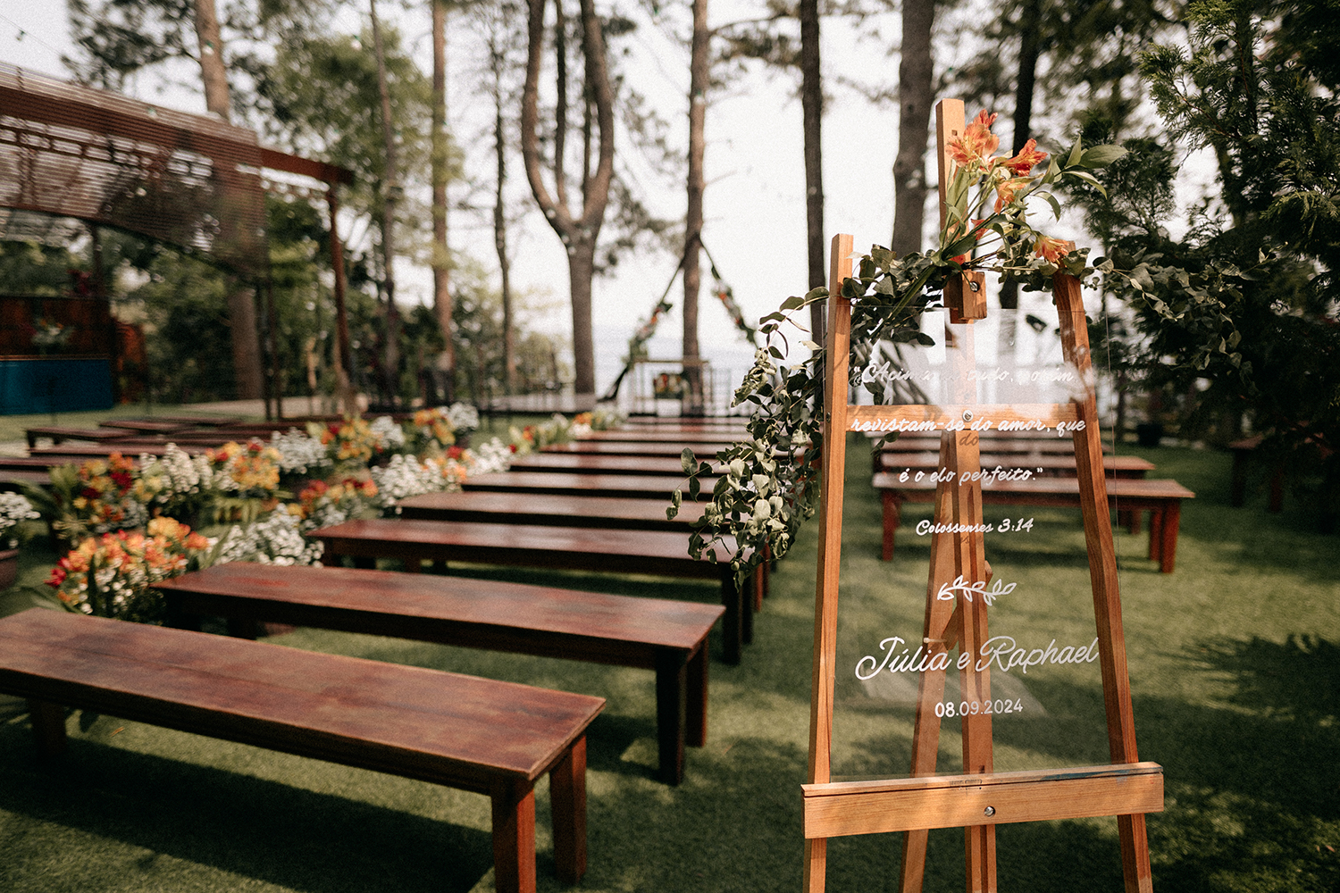 Julia e Raphael | Casamento romântico no Villa Vezzane