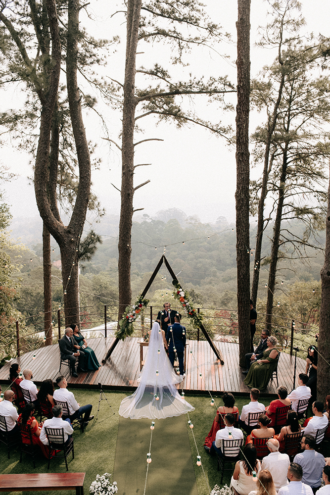 Julia e Raphael | Casamento romântico no Villa Vezzane