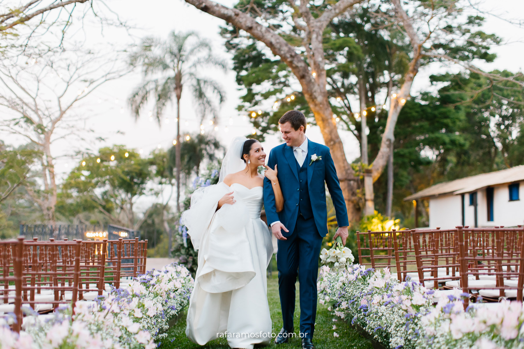 Isabela e José | Casamento leve e romântico, por Rafa Ramos